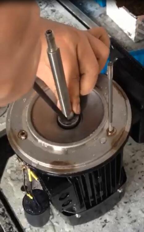 更換不銹鋼離心泵機(jī)械密封